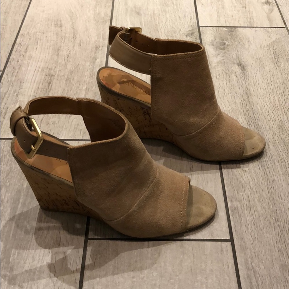 Nine West sandals size 6